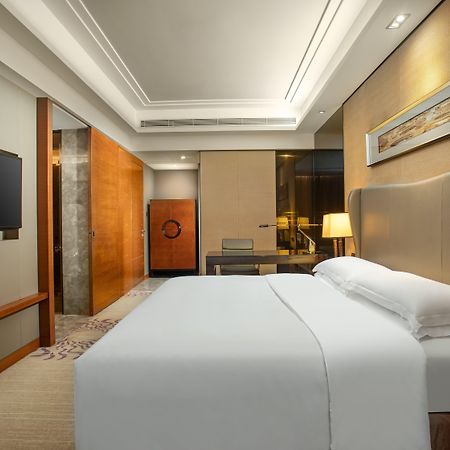 Crowne Plaza Huizhou By Ihg Hotel Exterior foto